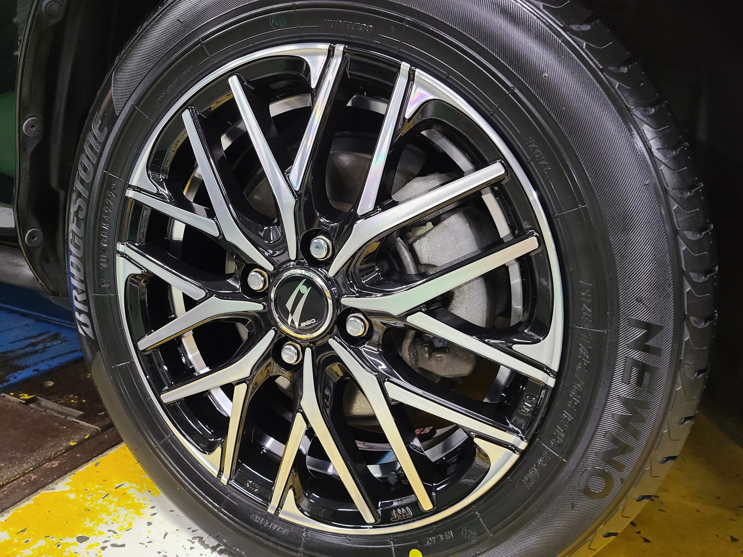 moon様専用 TOYOTA トヨタ 新型アクア 純正アルミホイール