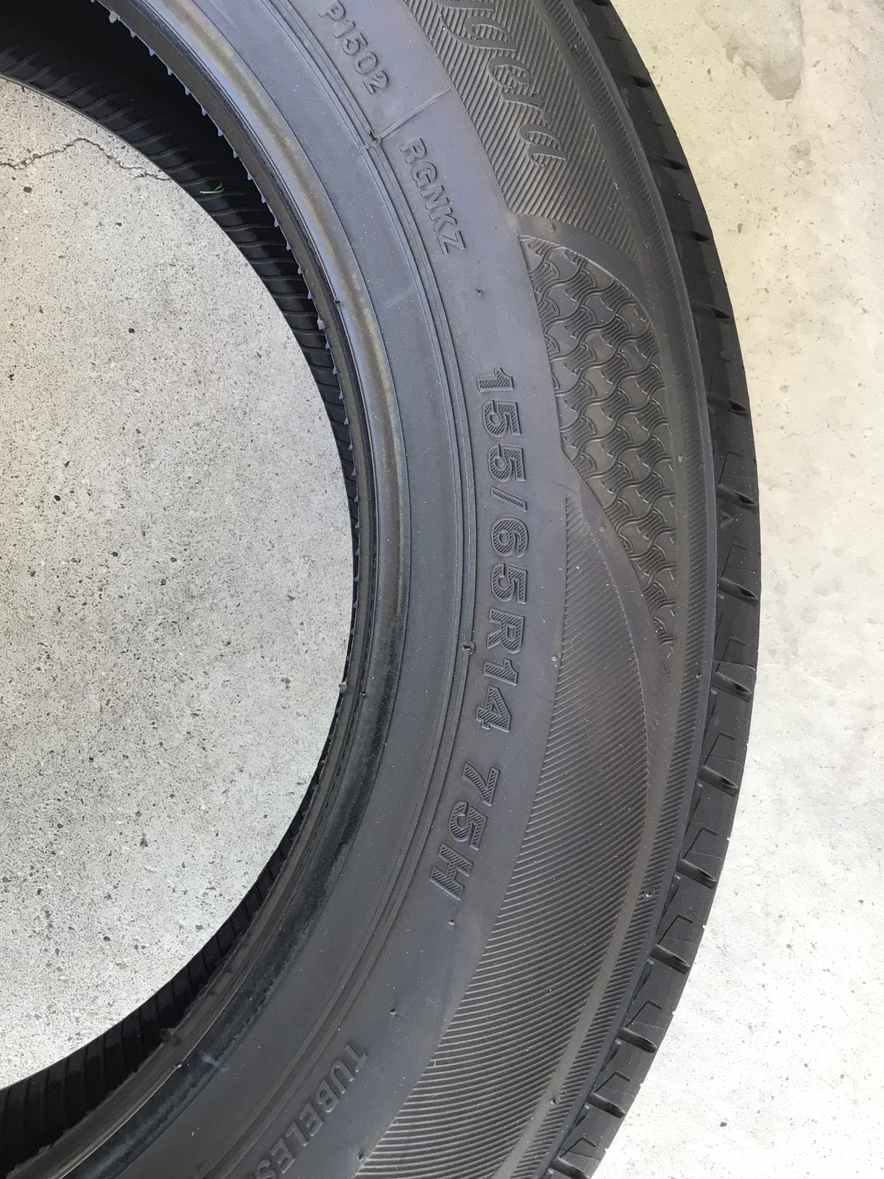 タイヤサイズの確認方法①