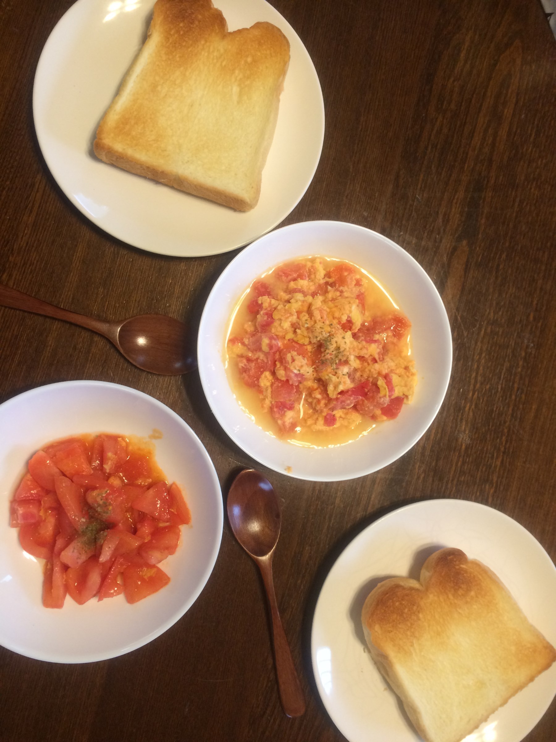 スタッフ自宅で撮影した写真です。