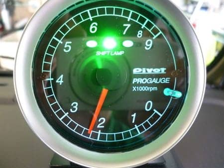 PIVOT PT6 タコメーター 取付け | 店舗おススメ情報 | タイヤ館 徳島