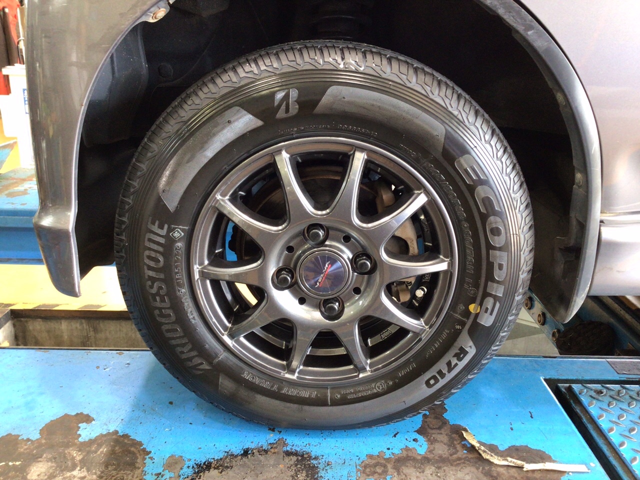 ホンダ バモスのタイヤ&ホイール交換！ | ホンダ バモス ホイール