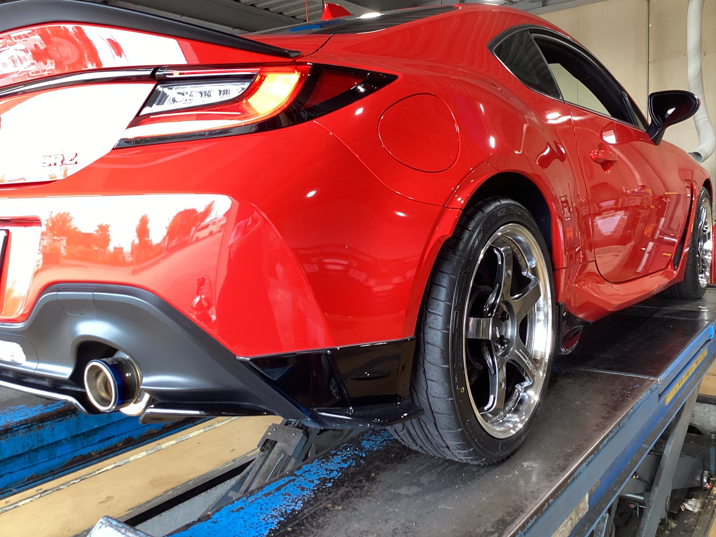 10日(火)クーポンあります!!】【タイヤ交換対象】スバル BRZ ZD8