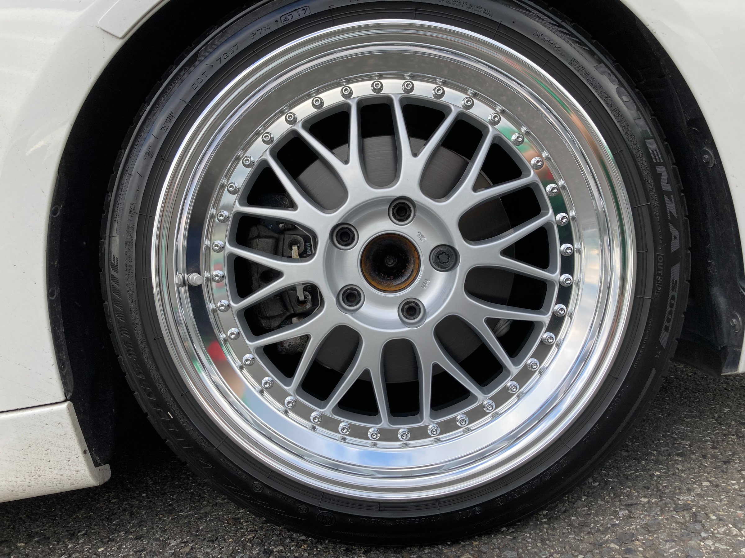 ワークマイスターM1 19インチ 妖しく