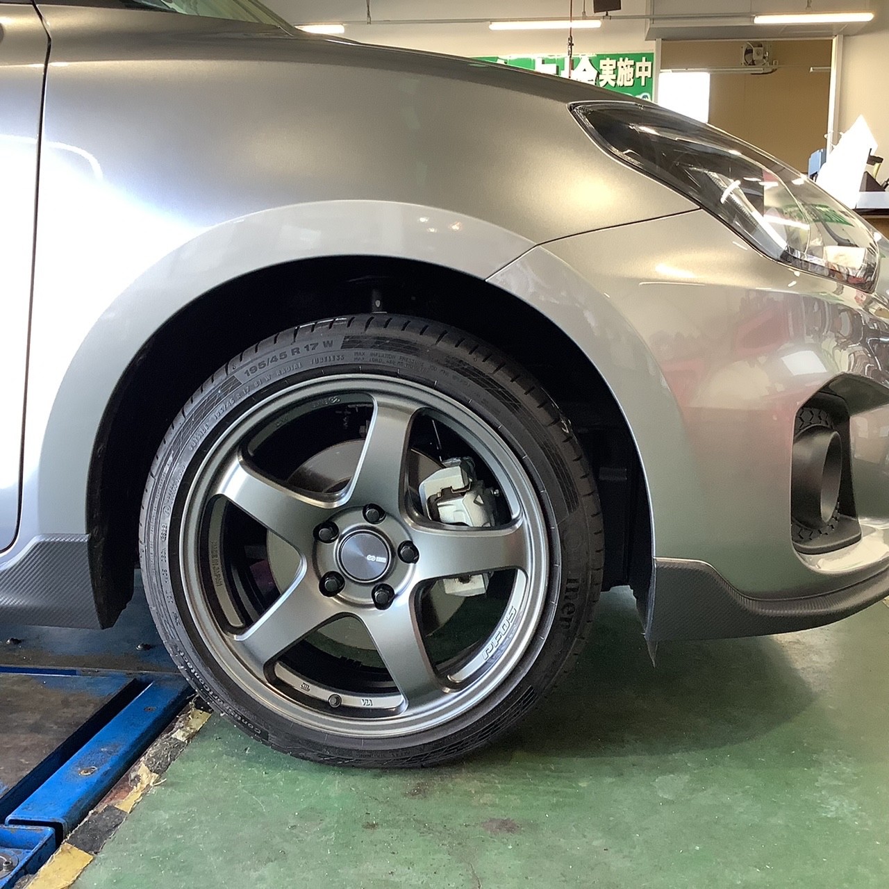 スズキ スイフトスポーツ 4BA-ZC33S 新品ホイール 冬タイヤ VRX3 スズキ スイフトスポーツ 4BA-ZC33S 新品ホイール 冬タイヤ VRX3