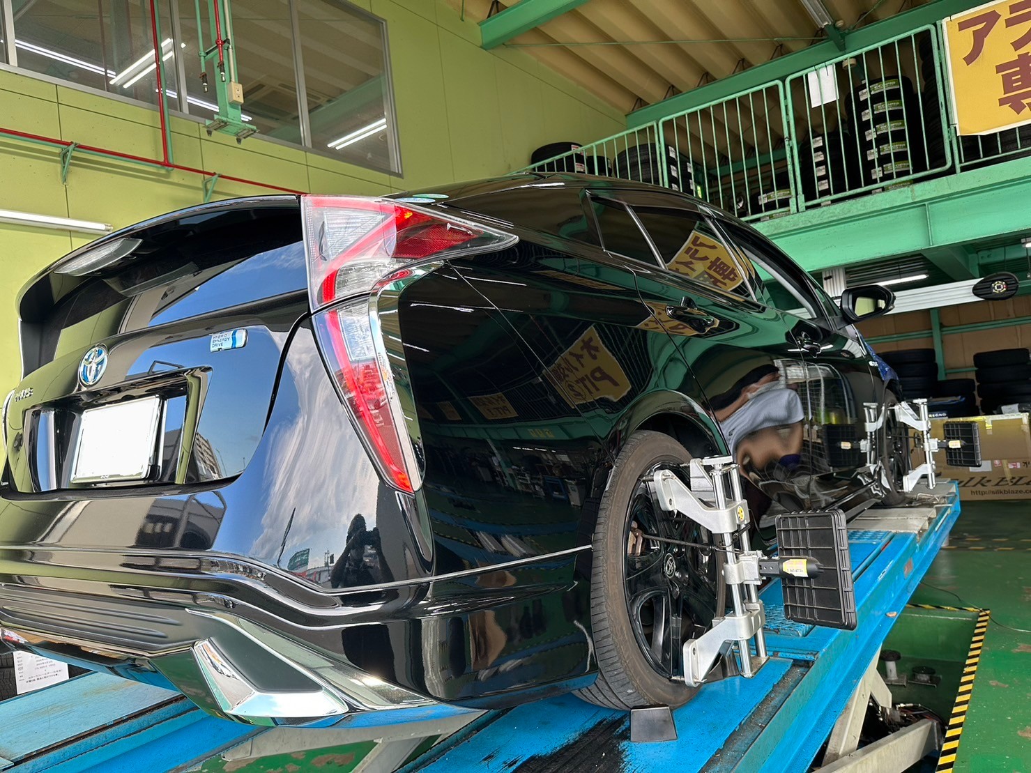 50プリウスにテイン車高調(FLEX-Z)、ホイール(シュタイナーFTX