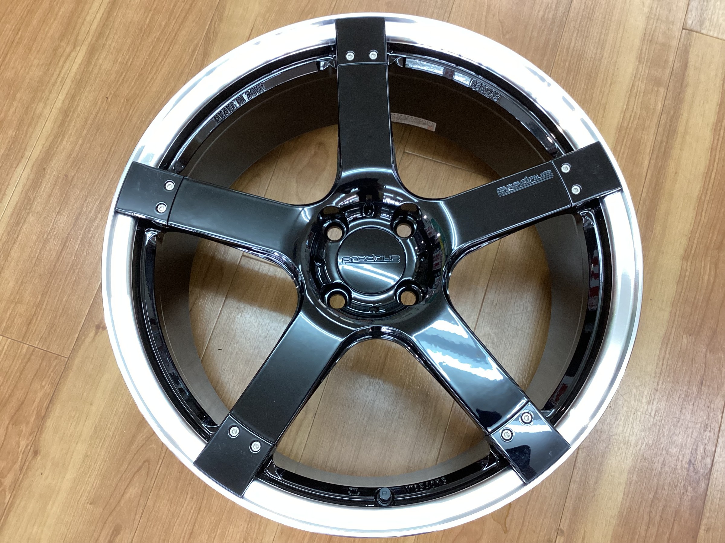 期間限定展示中】POTENZA RW007／Prodrive GC-05N | 店舗おススメ情報