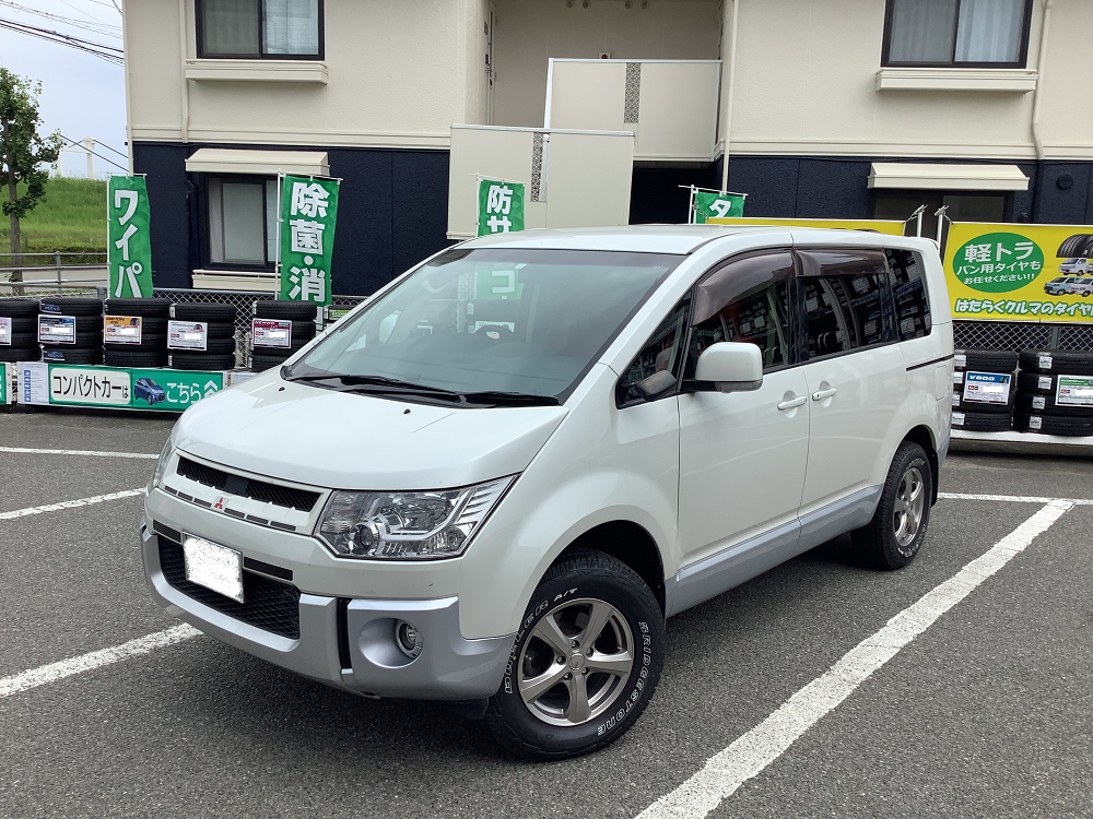 三菱 デリカD:5】タイヤ交換☆BSデューラーA/T001 225/70R16 103S
