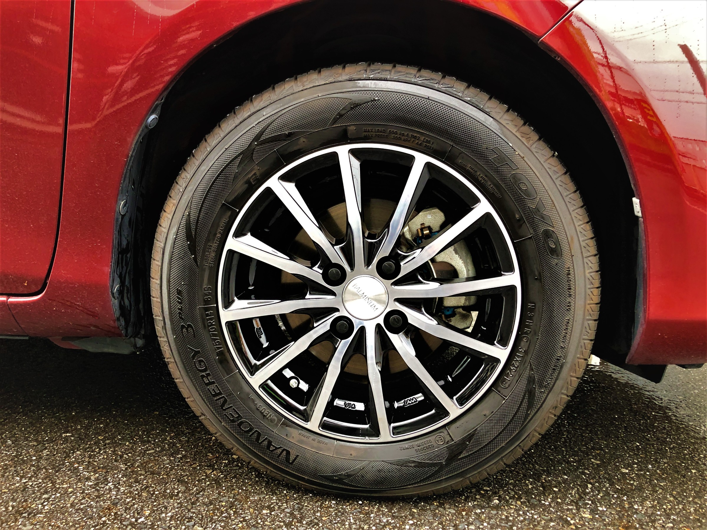 【セール中❣】BRIDGESTONE 夏タイヤ　ホイール付　トヨタ　ヴィッツ４本 セール中❣】BRIDGESTONE 夏タイヤ ホイール付 トヨタ ヴィッツ