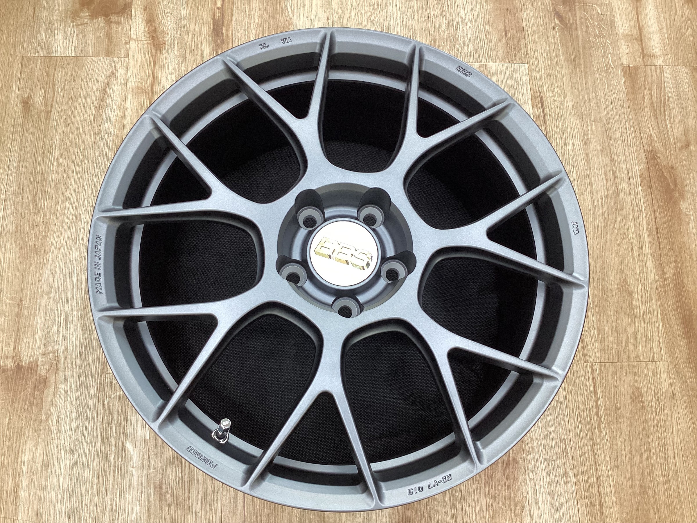 ③ ハグ_0313　BBS タイヤ ヨコハマタイヤ 【大人気デザイン】トヨタ 純正 オプション BBS RG173