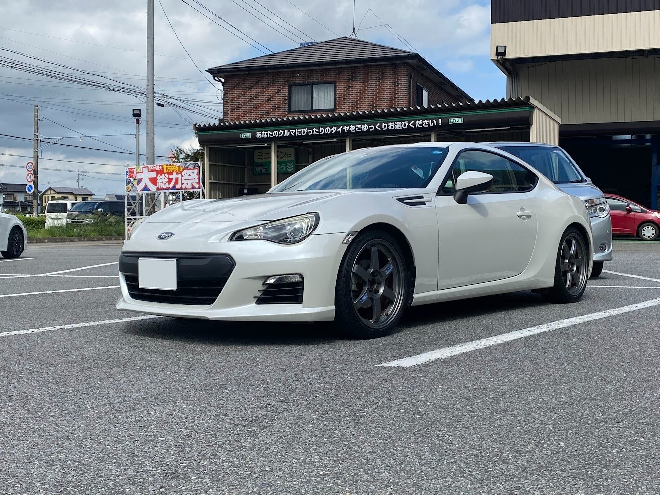 スバル BRZ 【KW V1 車高調取付】 | 店舗おススメ情報 | タイヤ スバル BRZ 【KW V1 車高調取付】 | 店舗おススメ情報 | タイヤ