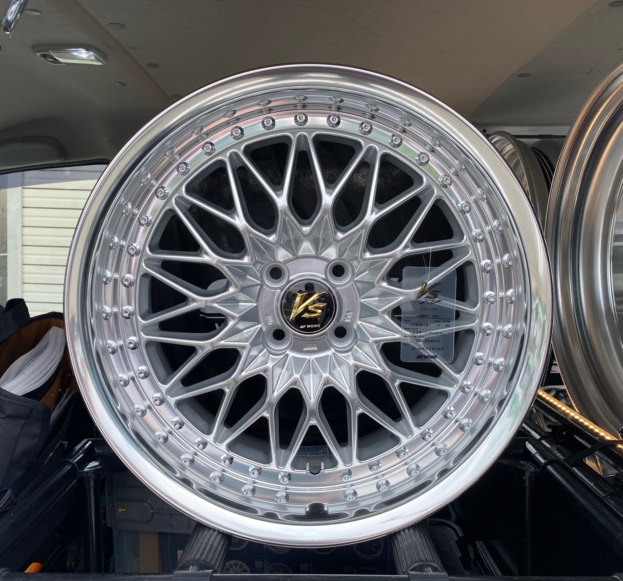 最終値下げ！ 希少！ WORK Slit's ワークスリッツ タイヤ付き 楽天市場】WORK SCHWERT SG2 ADisk 19インチ 2ピース 19 X 8.0J