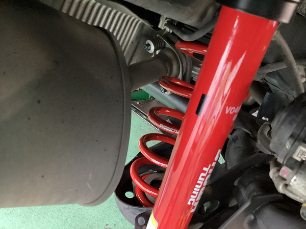 HONDA CR-Z用 サスペンションがSHOWA TUNINGさんから出ています