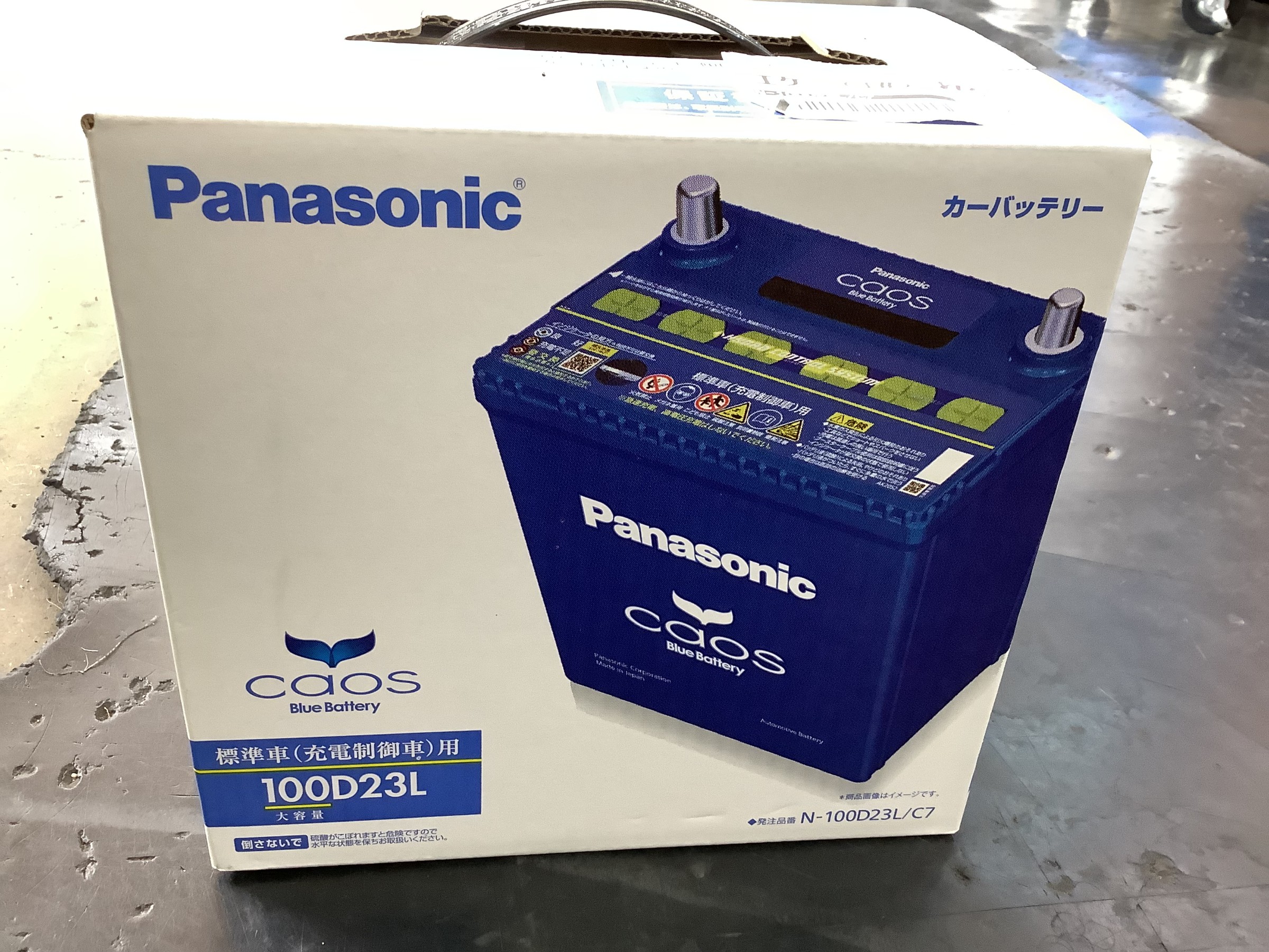 トヨタ　ノア　バッテリー交換　Panasonicバッテリー