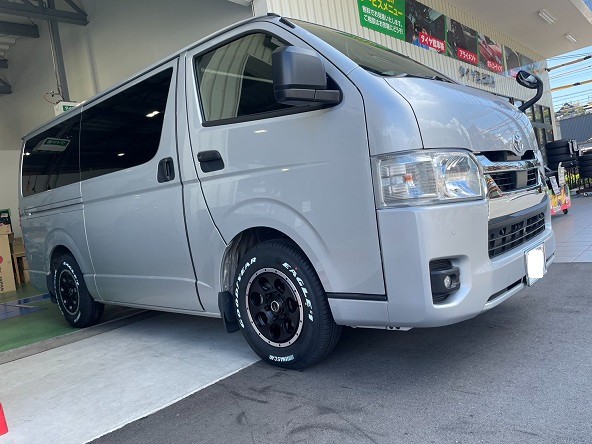 Yahoo!オークション - 1/64 HIACE200改 深リム ローダウン 車高