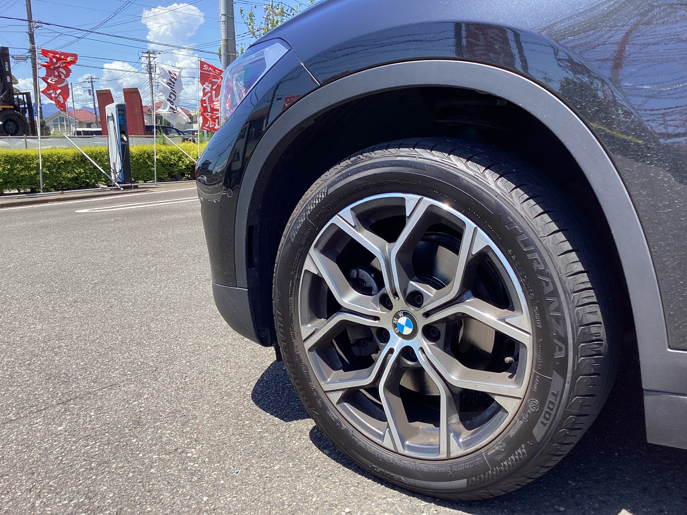 BMW X1 (F48) にBMW承認タイヤを取付。 | 店舗おススメ情報 BMW X1 (F48) にBMW承認タイヤを取付。 | 店舗おススメ情報
