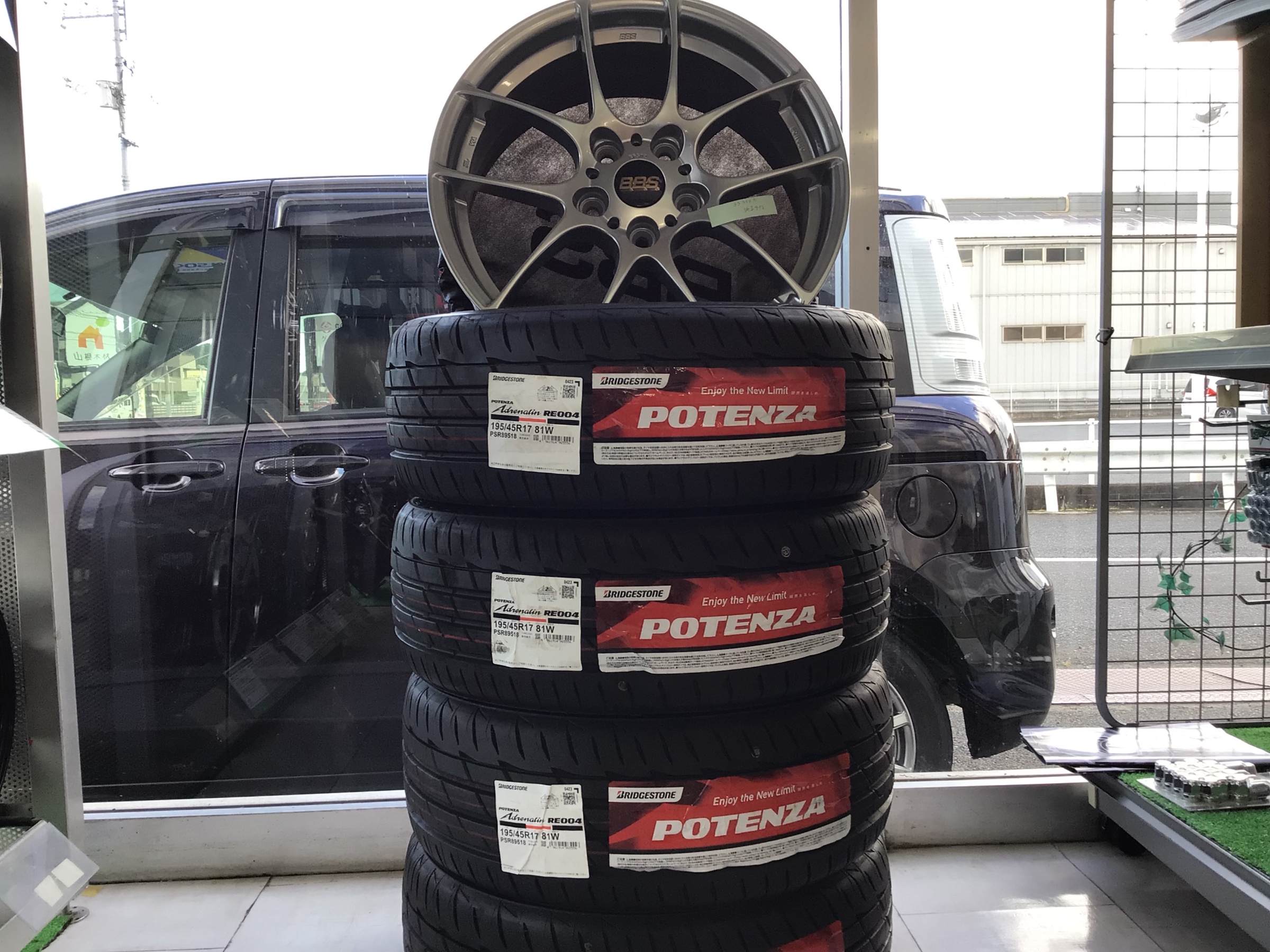 福山　zc33s スイスポ　タイヤ　安い
