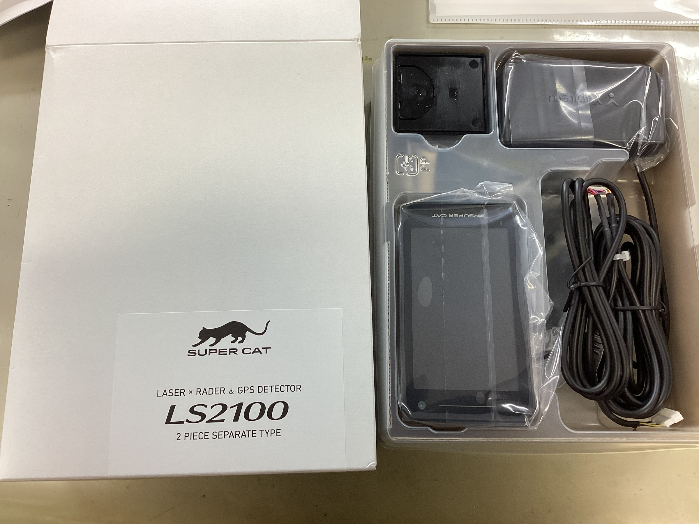 ☆RAV4☆レーザー＆レーダー探知機取付（ユピテルLS2100