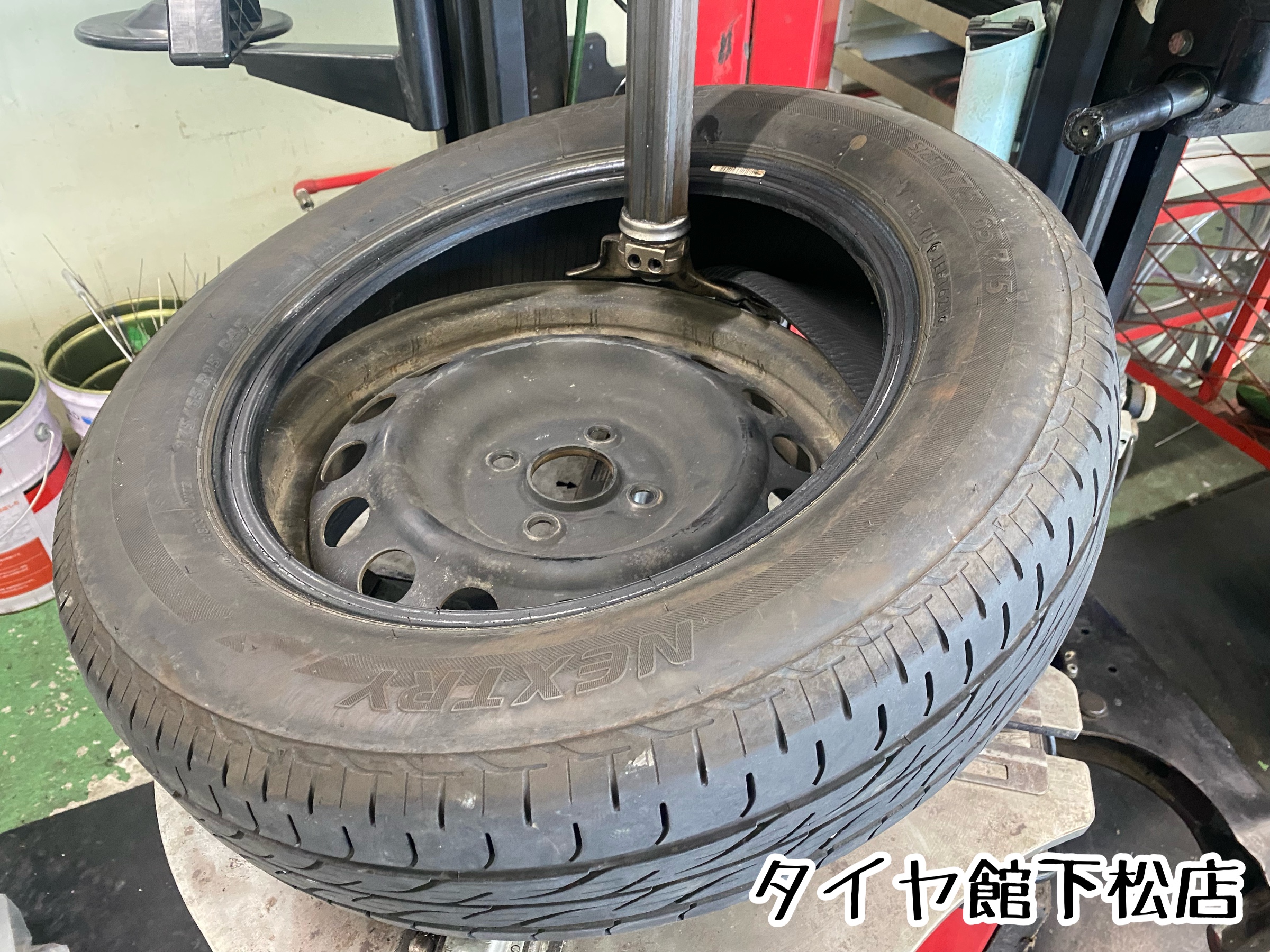 タイヤ館下松店　ブリヂストン　タイヤ交換　オイル交換　バッテリー交換　ワイパー交換　エアコンフィルター交換　アライメント調整　トヨタ　カローラフィールダー　オールシーズンタイヤ　マルチウェザー