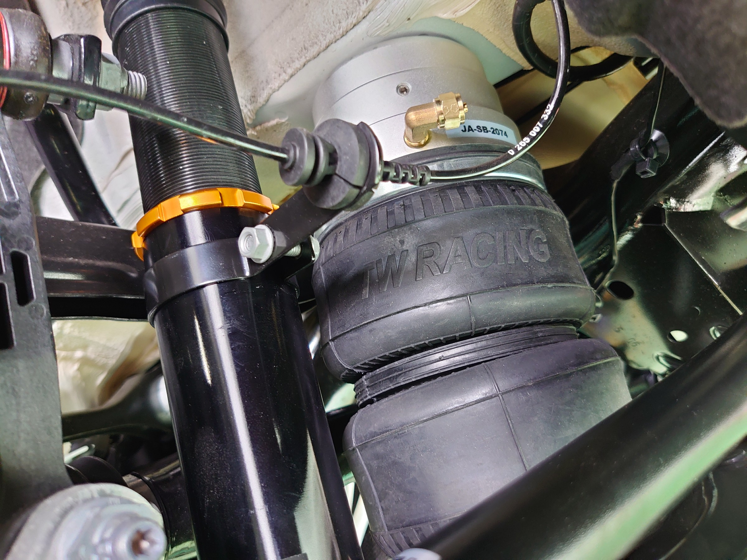 A91 GR Supra RZ に AIR FORCE (エアフォース) サスペンションを 取り付けしました！！ トヨタ スープラ その他