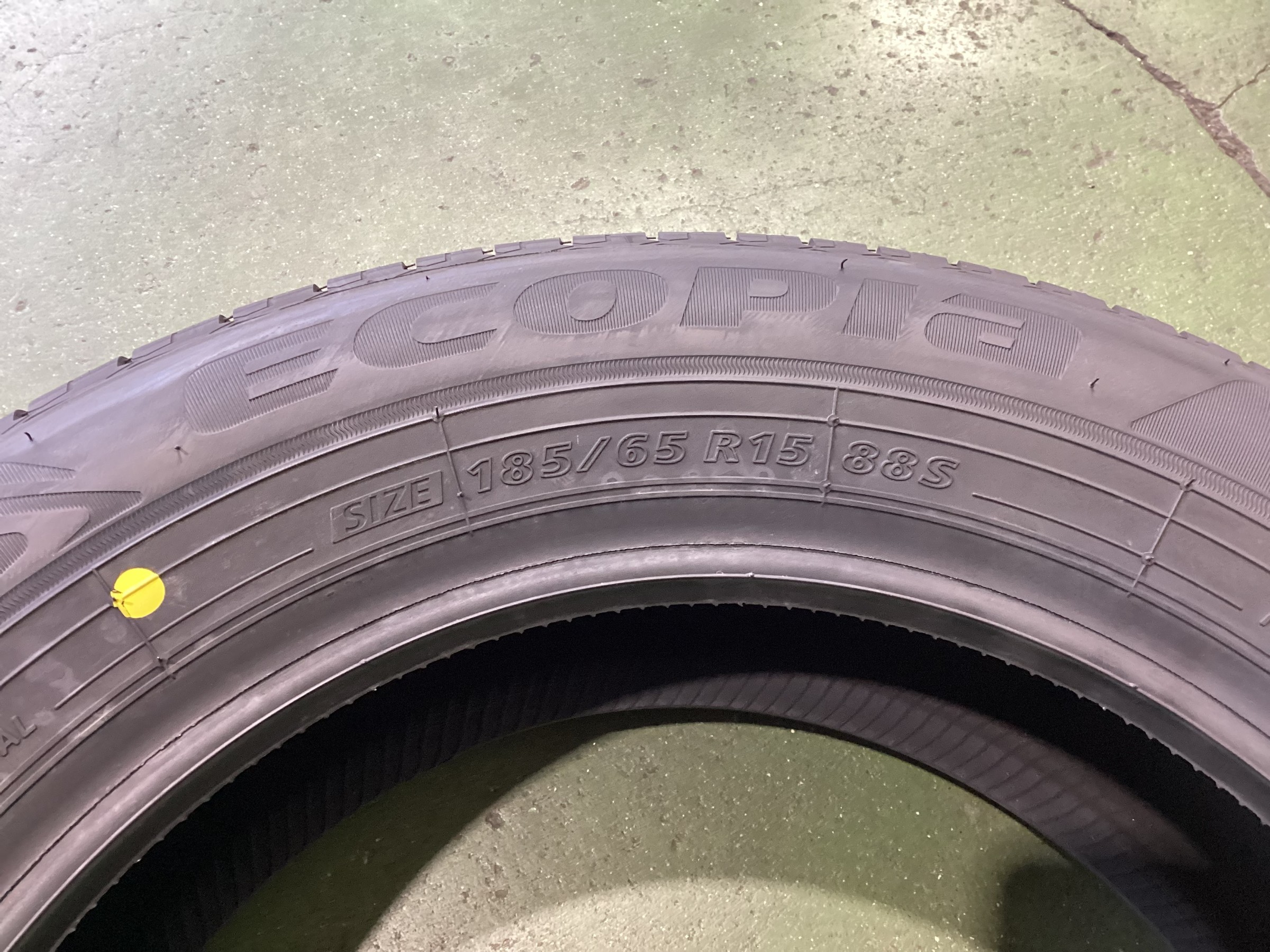 ホンダ フリード ブリヂストン エコピアNH200Cへタイヤ交換