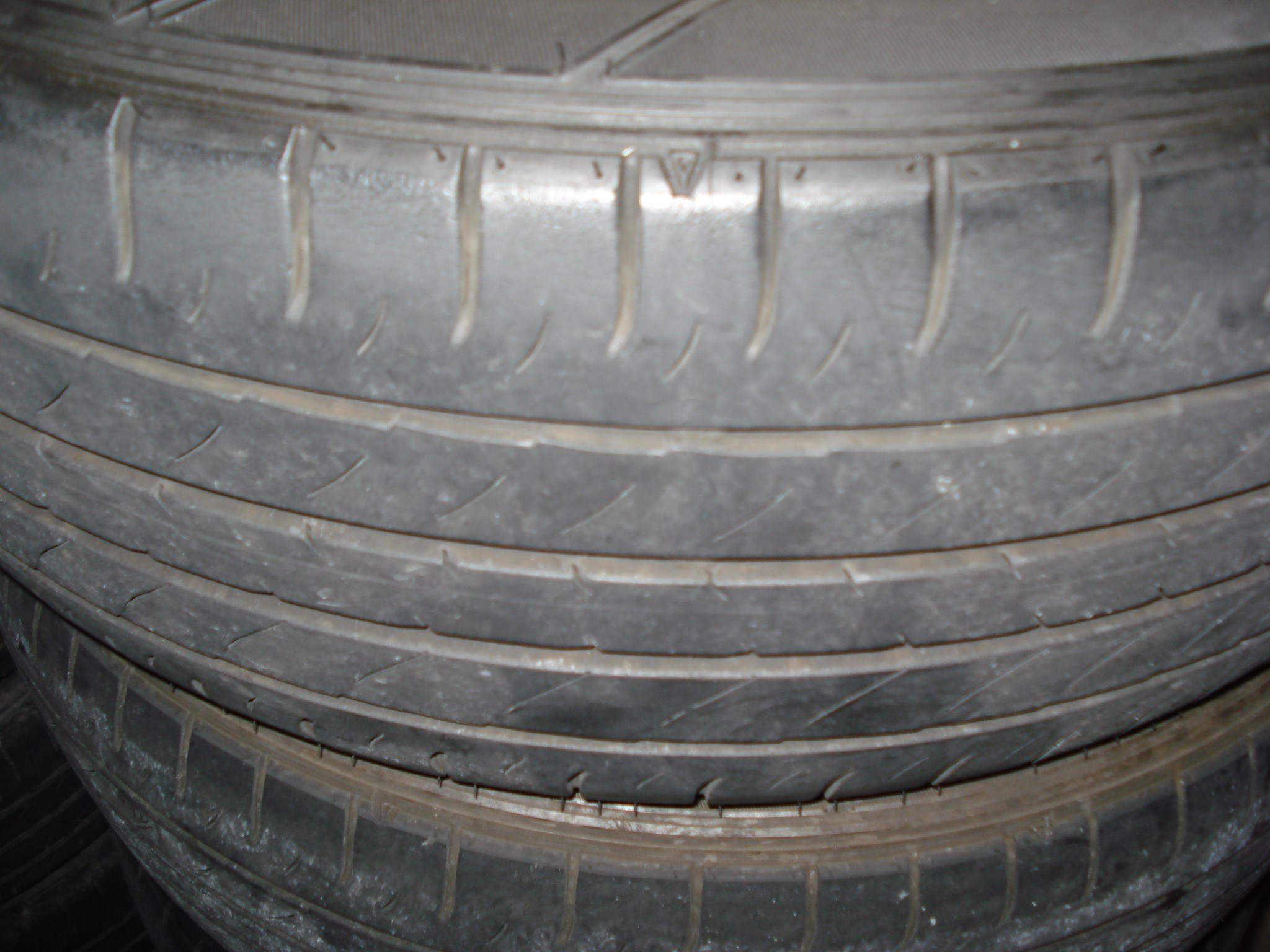 Subaru Wrx S4 タイヤ交換 アライメント調整 スバル Wrx S4 タイヤ タイヤ ホイール関連 4輪トータルアライメント調整 ひたち多賀店作業紹介 タイヤ館 ひたち多賀 茨城県のタイヤ カー用品ショップ タイヤからはじまる トータルカーメンテナンス タイヤ館