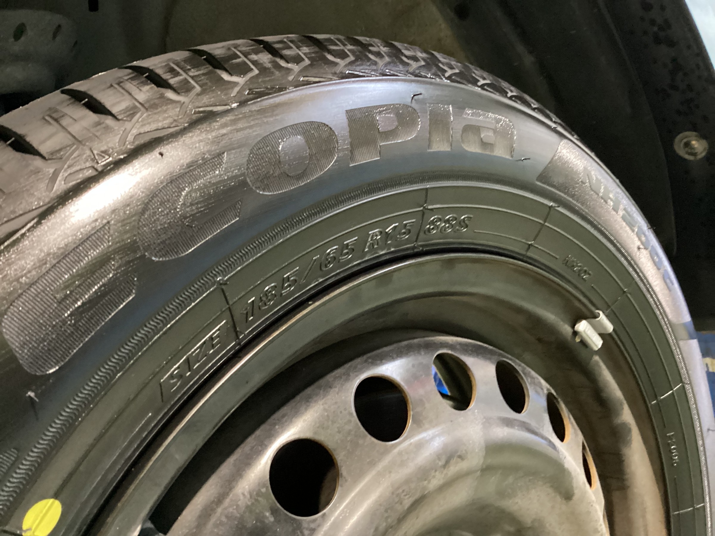 ホンダ フリード ブリヂストン エコピアNH200Cへタイヤ交換