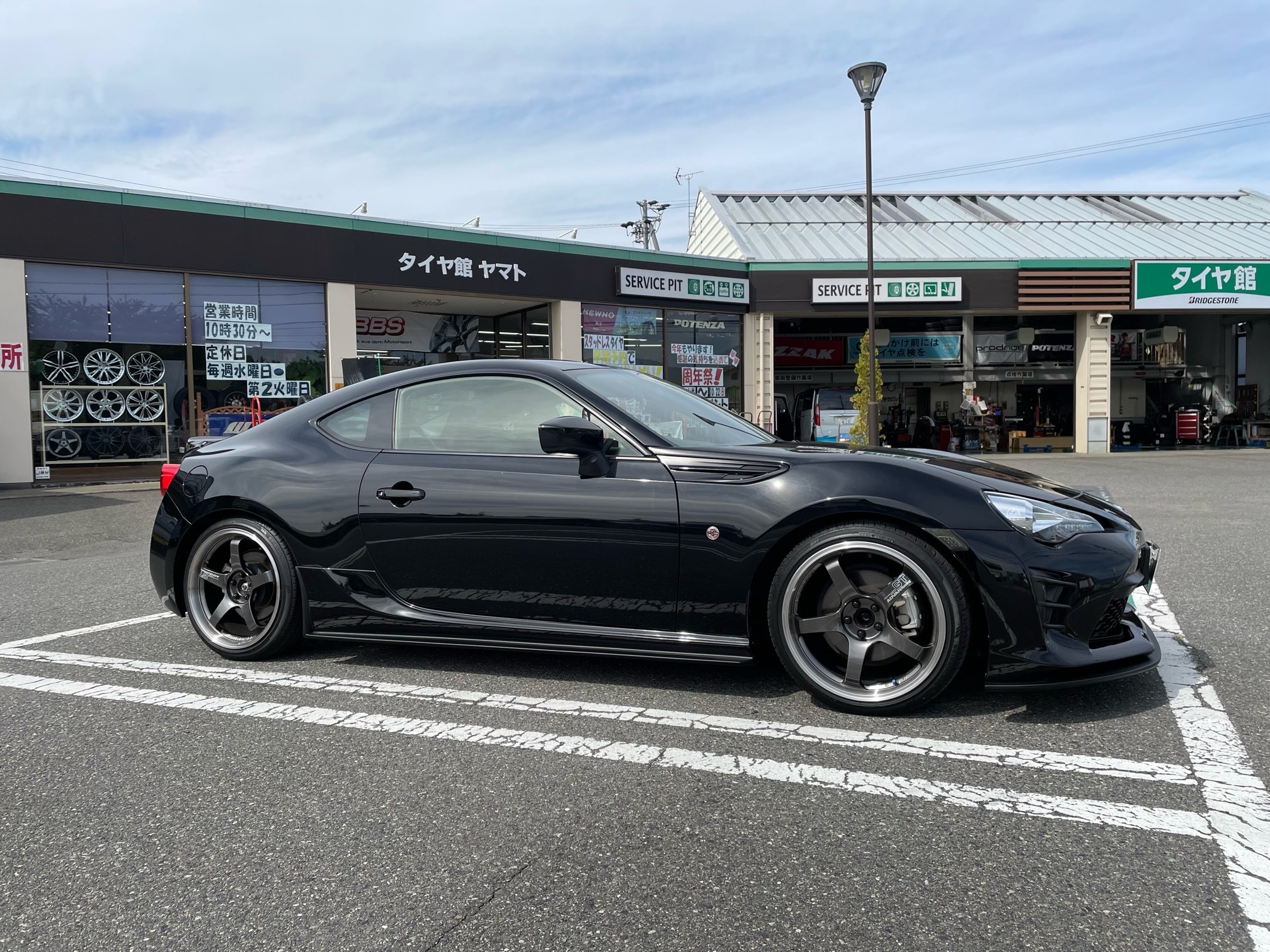 86（ZN6） × 130Rヨコハマ エアロ取付 | 店舗おススメ情報