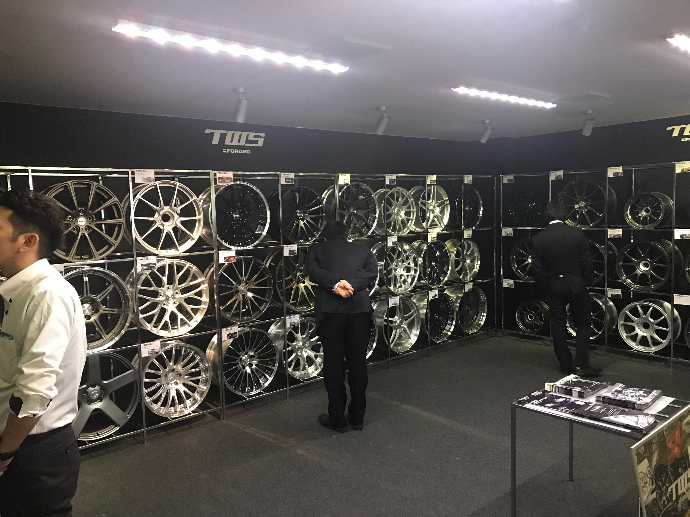 TWSホイール展示品 綺麗です