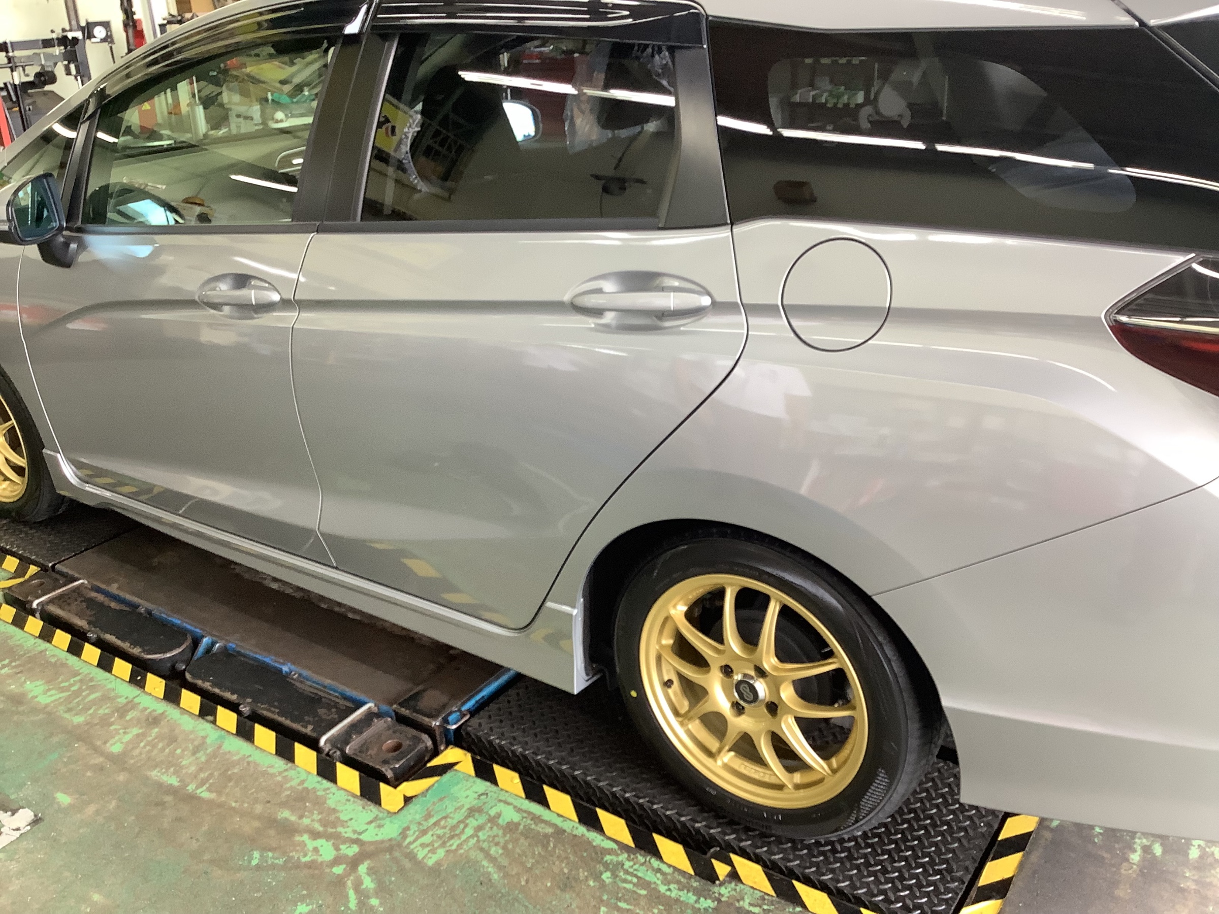 HONDA ホンダ　シャトル