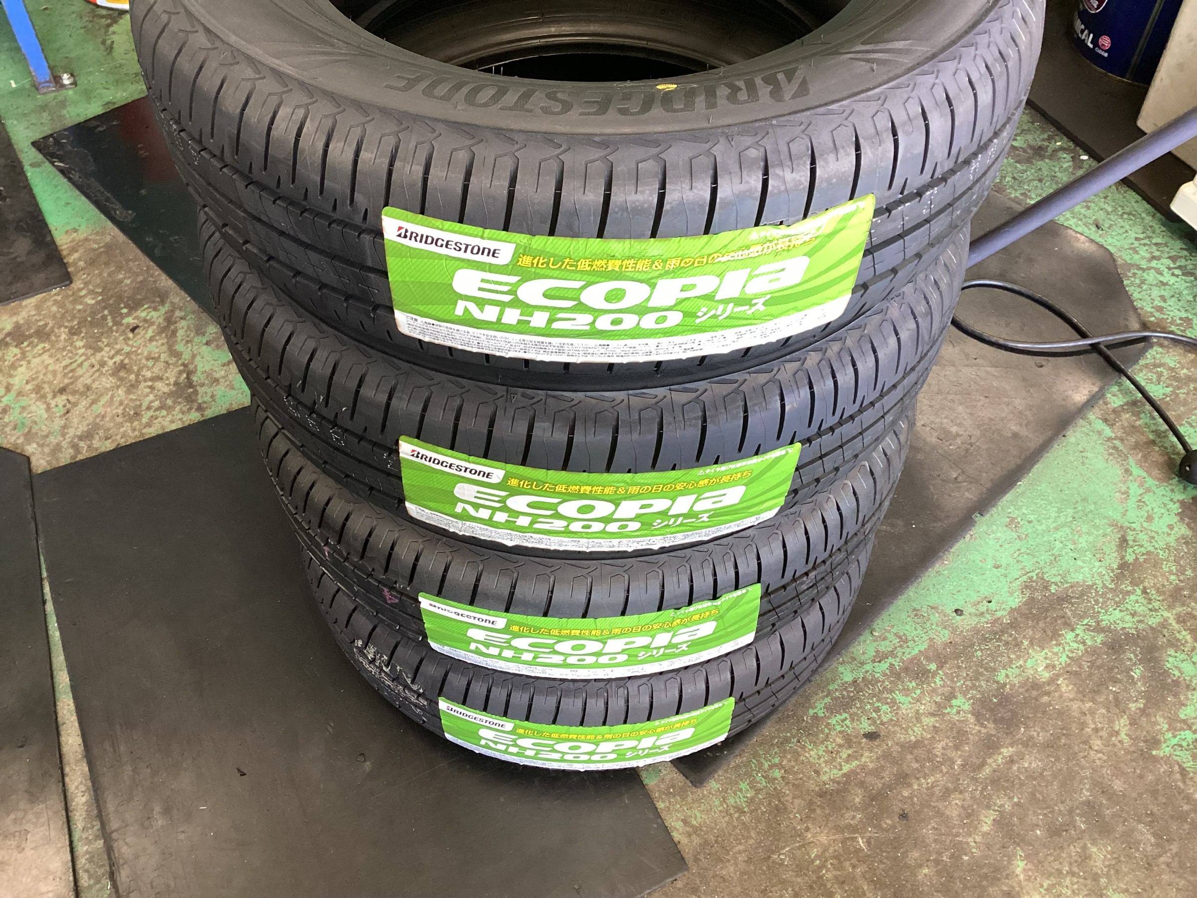 ブリヂストン　エコピア　NH200C　185/65R15　88S