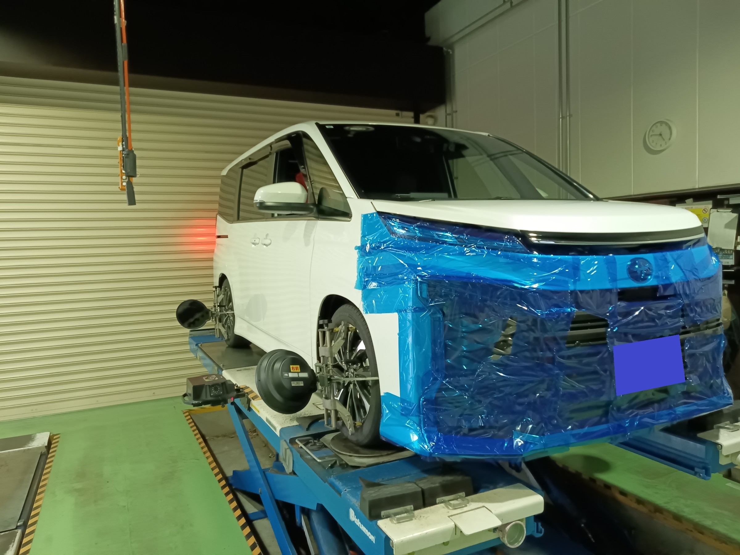 トヨタ 【ヴォクシー】 TEIN RX1 車高調取付 | 店舗おススメ情報