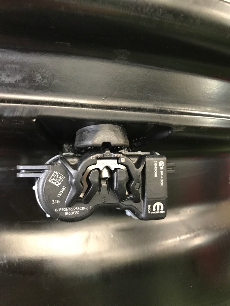JEEP レネゲード MLJ XTREME-J XJ04 装着 | ジープ ホイール タイヤ