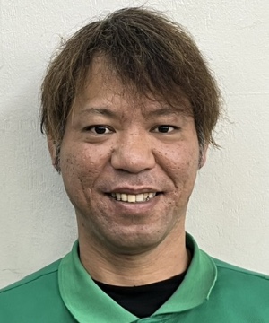 伊覇 勉