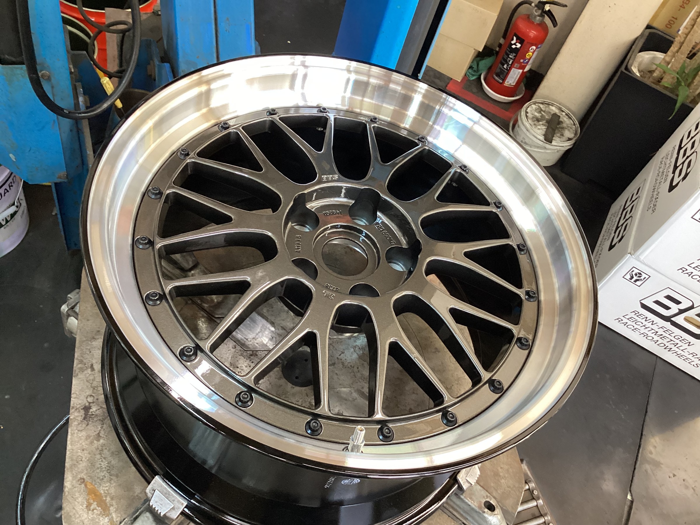 予約分入荷しました！BBS！LM！限定カラーセレナイトブラウン