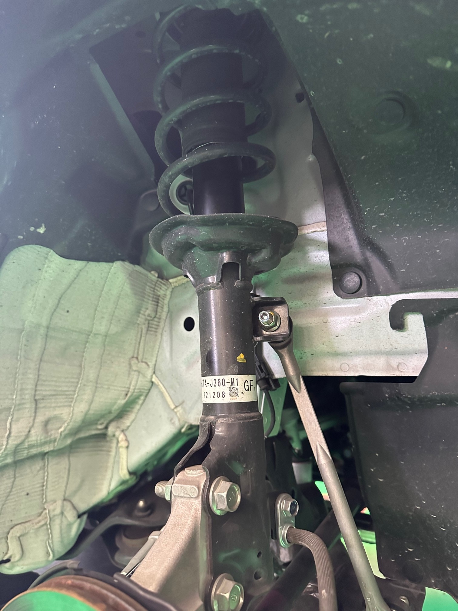 KYB ローファースポーツ TANABE NF210 ホンダ N-BOX JF3 N-BOX JF3 KYBローファースポーツ取り付けと四輪アライメント