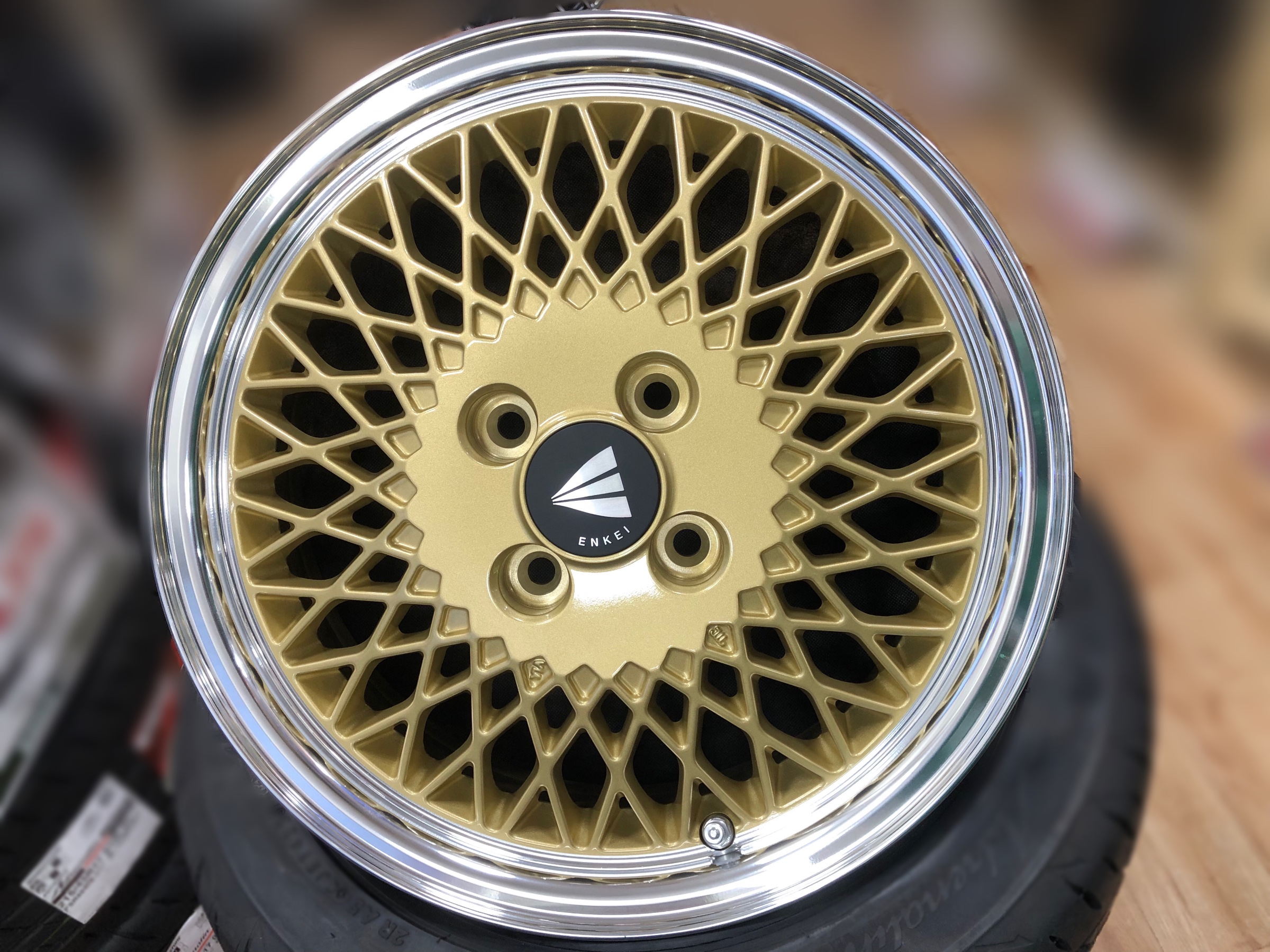 オススメホイール ENKEI Neo Classic ENKEI 92 | スタッフからお知らせ