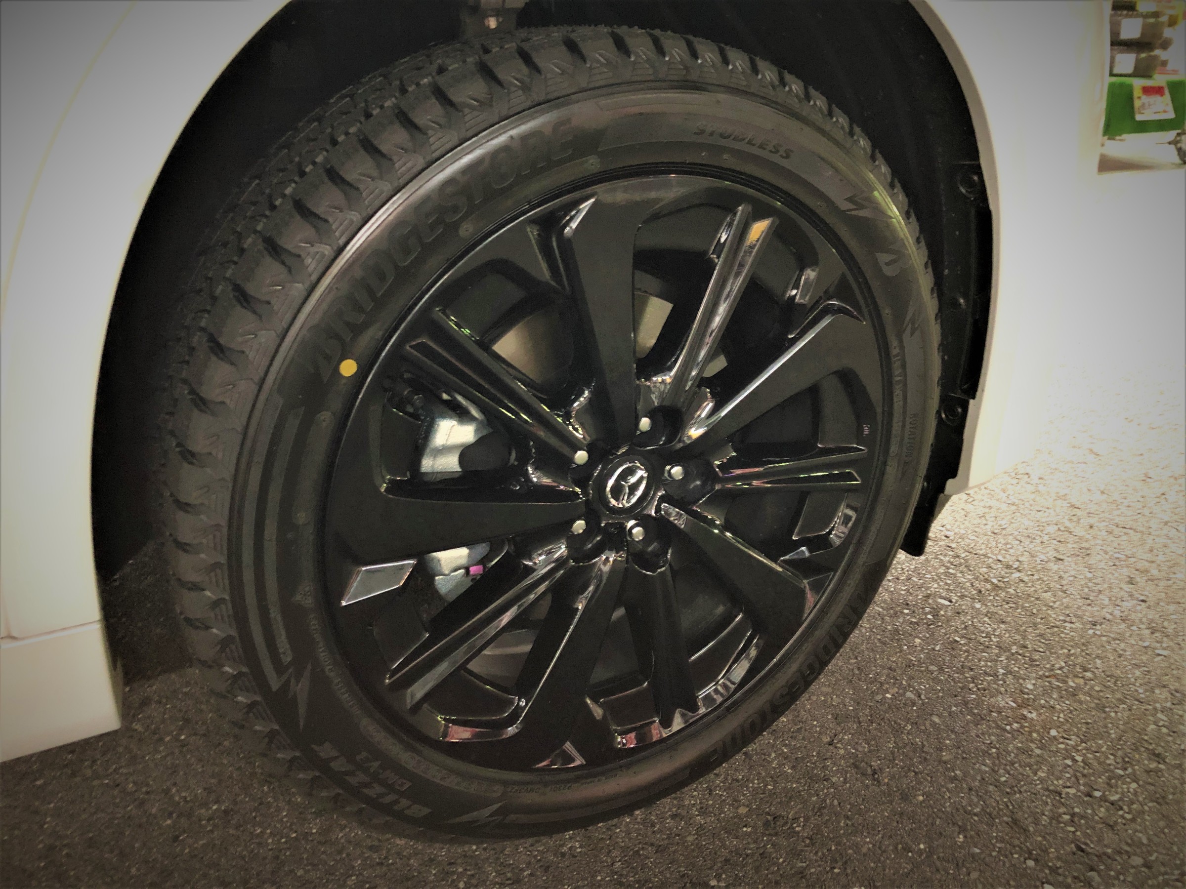 マツダ CX-60 スタッドレスご装着！最新SUVもおまかせ！ | 店舗