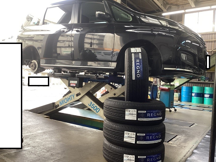 マツダ　ビアンテ　タイヤ交換＆ハブ防錆