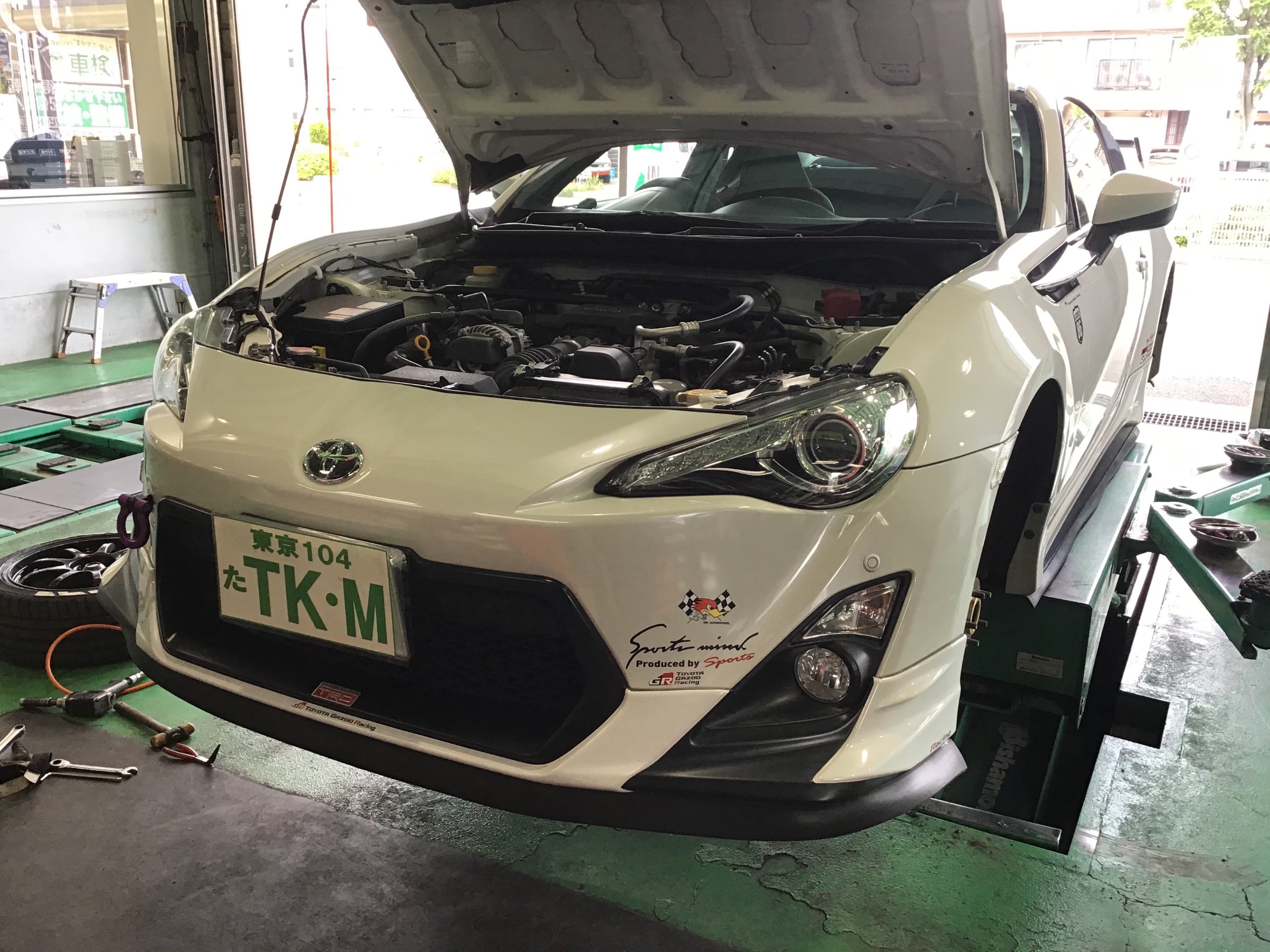 トヨタ 86 車高調取り付け テイン 足回り交換 ローダウン | トヨタ 86