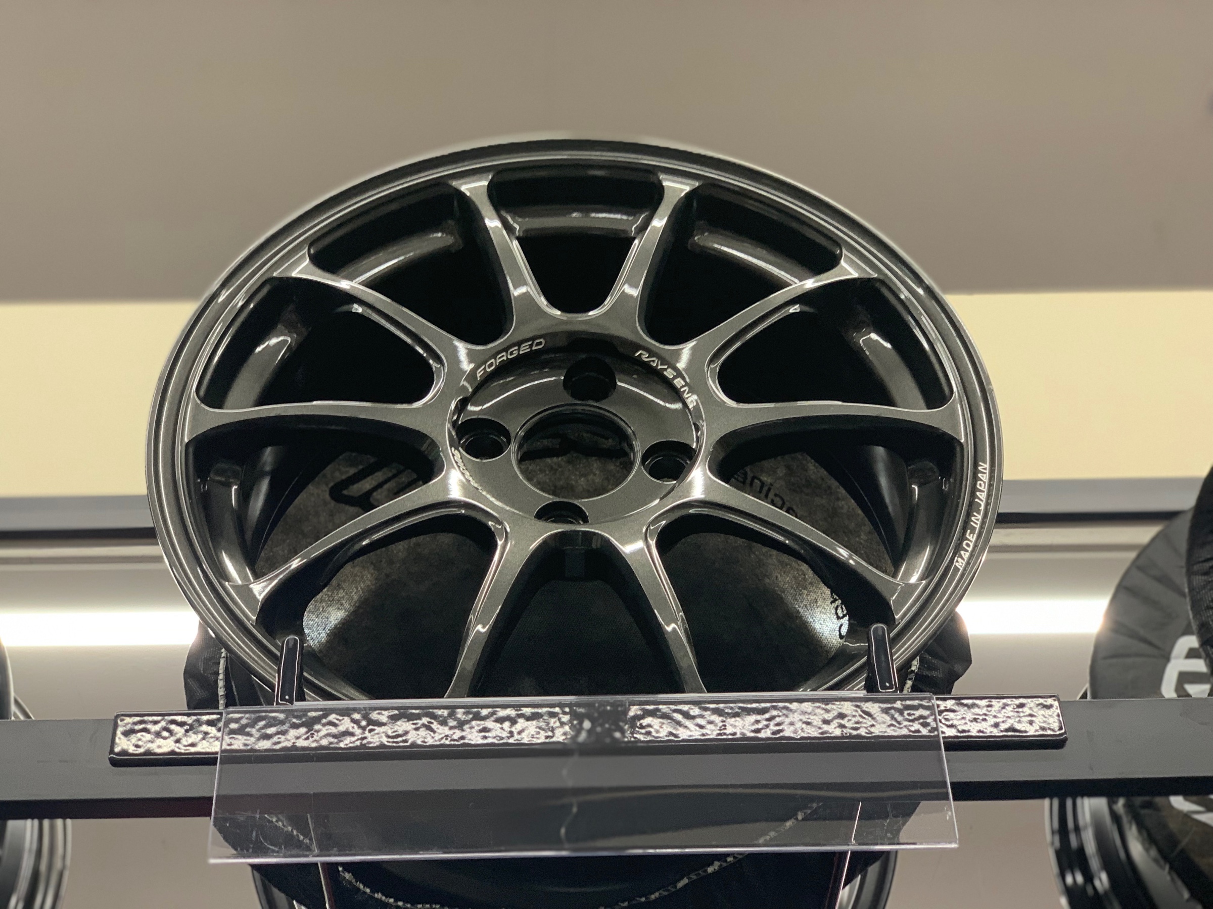 RAYSホイール】ロードスターにお乗りの方必見です‼‼‼‼ | 店舗お RAYSホイール】ロードスターにお乗りの方必見です‼‼‼‼ | 店舗お