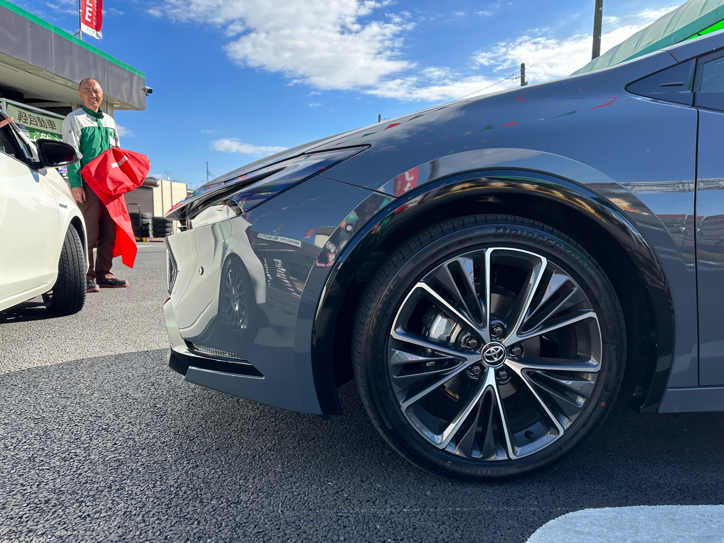 トヨタ・プリウスPHEV・MXWH61】スタッドレスホイールセット | 店舗お