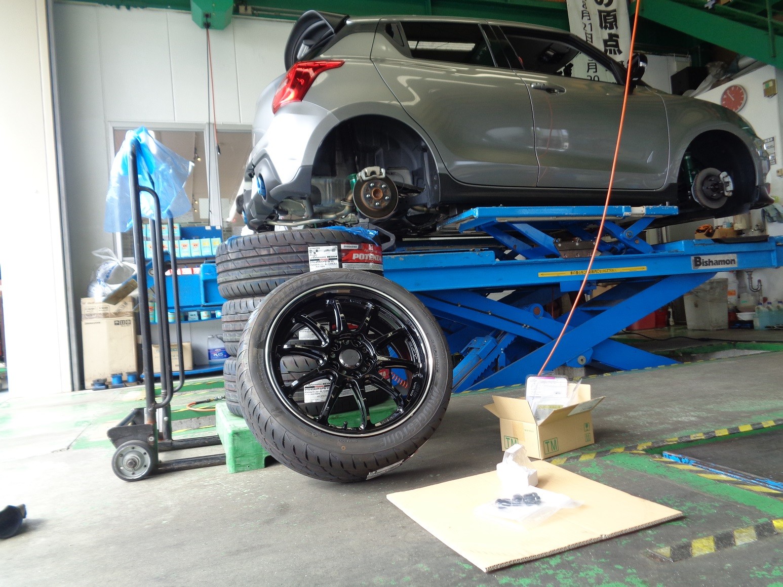 ZC33S スイフトスポーツ エモーションZR10でよりスポーティーに