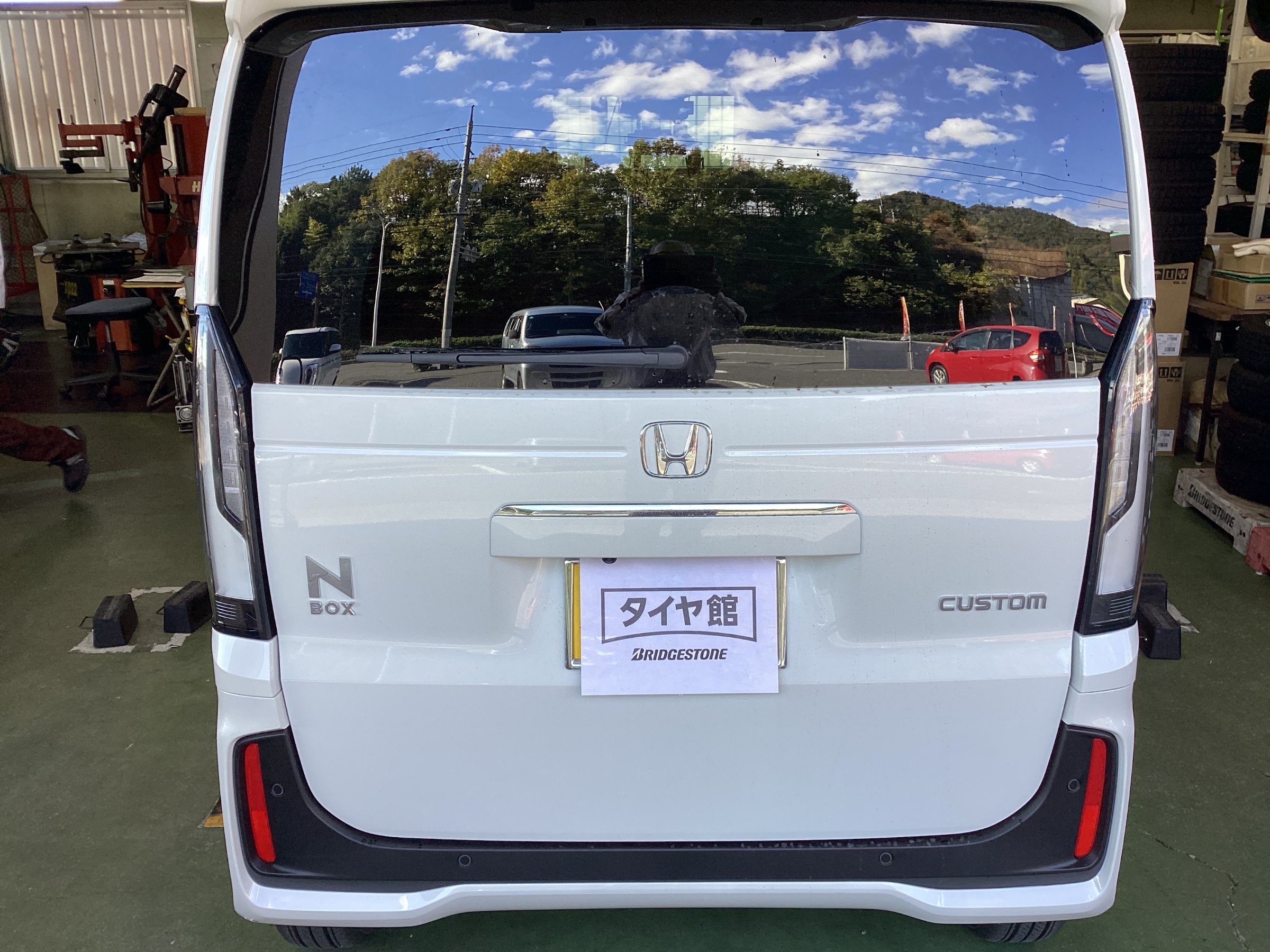 ホンダ N-BOX カスタム スタッドレスタイヤホイールセット