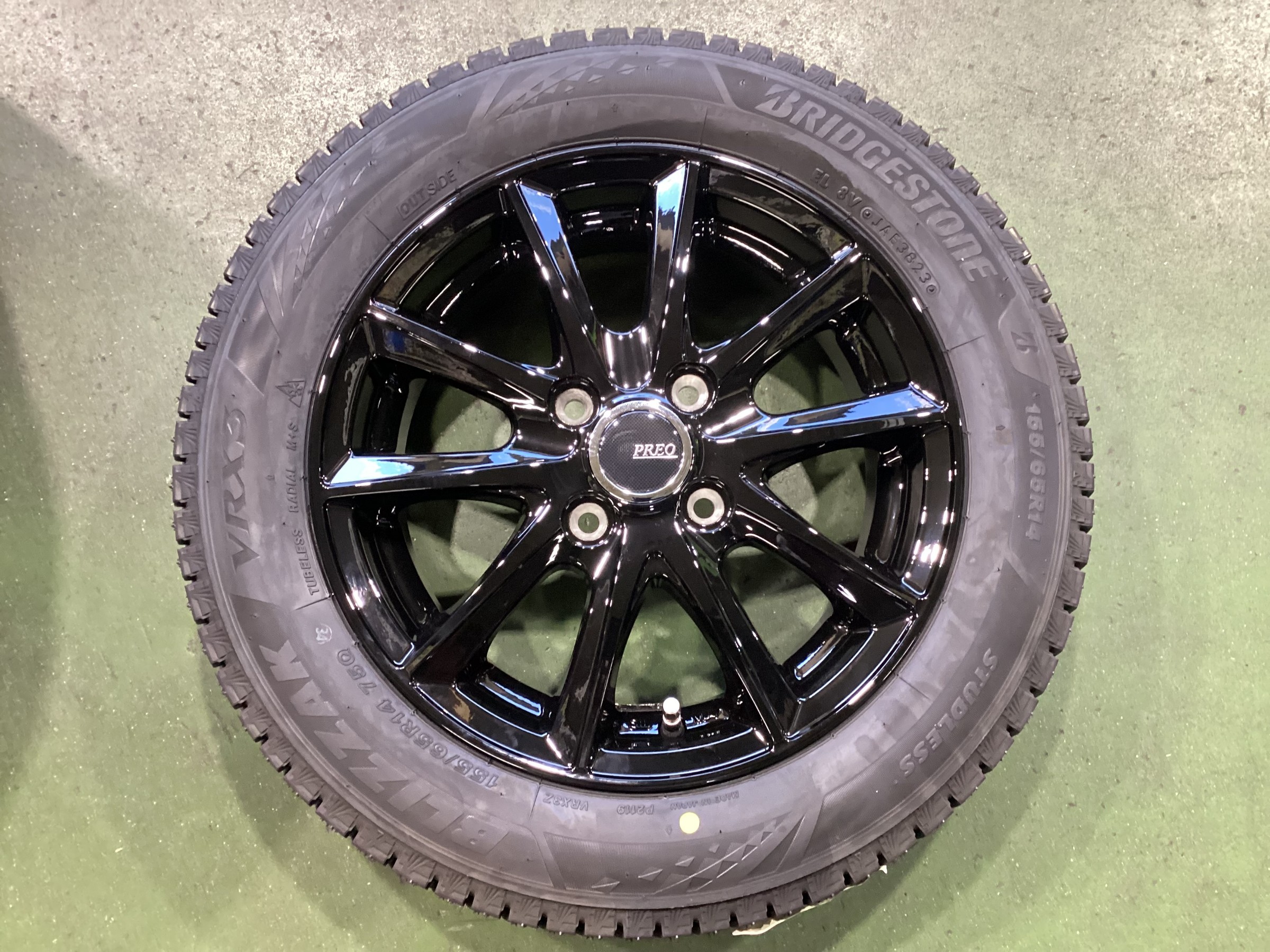 日産サクラ　14インチホイールタイヤセット　新車外し　155/65R14　送料込 Yahoo!オークション - 新車外し 日産サクラ14インチ タイヤホイール