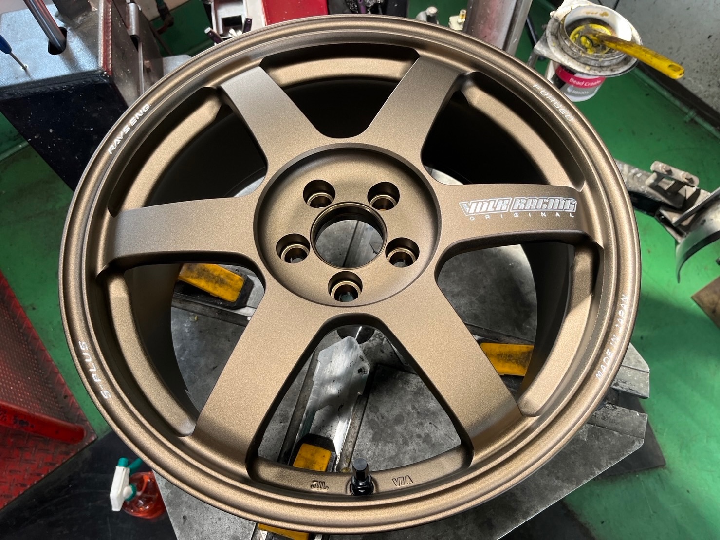 RAYS No.1ショップ タイヤ館高松】インプレッサ TE37 SAGA S