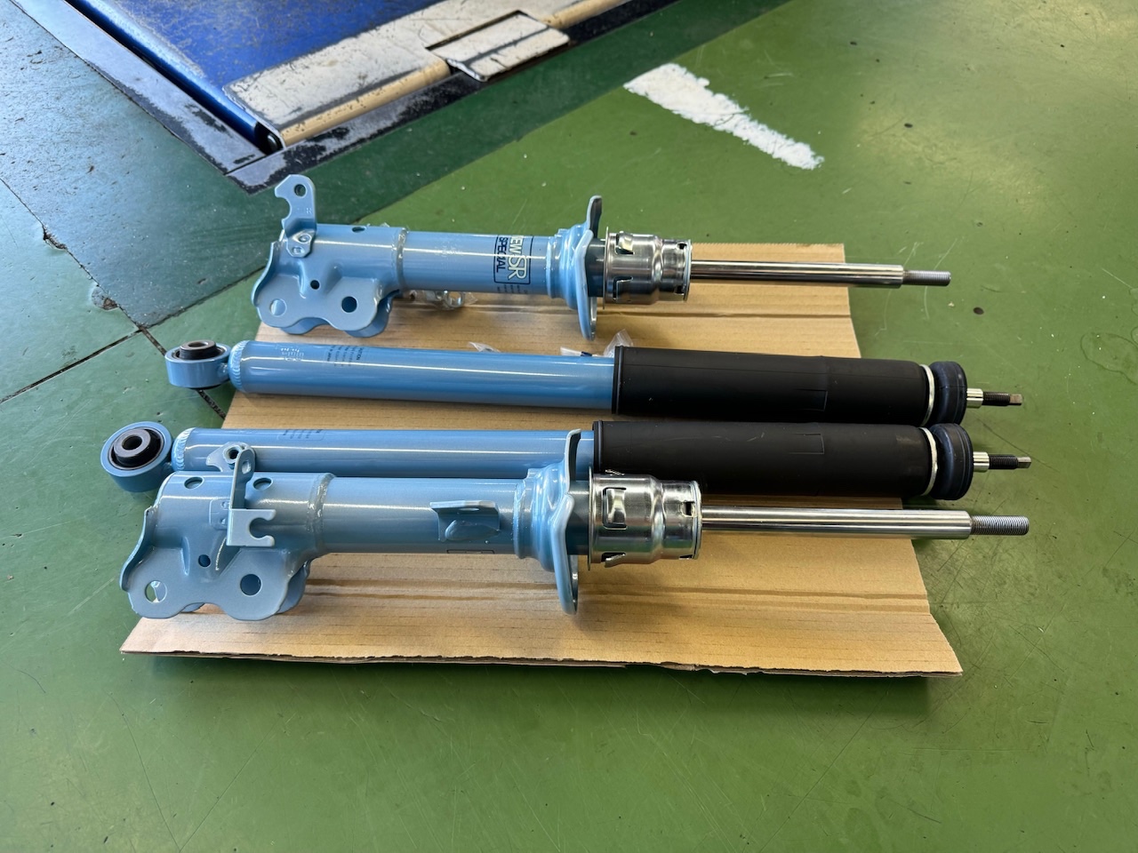 スズキ・クロスビー】足回りリフレッシュ☆ | 店舗おススメ情報