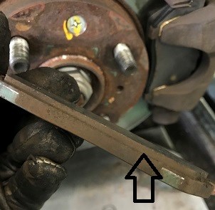 ブレーキパッド交換 メンテナンス商品 パーツ取付 ブレーキ関係取付 サービス事例 タイヤ館 花見川 千葉県のタイヤ カー用品ショップ タイヤからはじまる トータルカーメンテナンス タイヤ館グループ