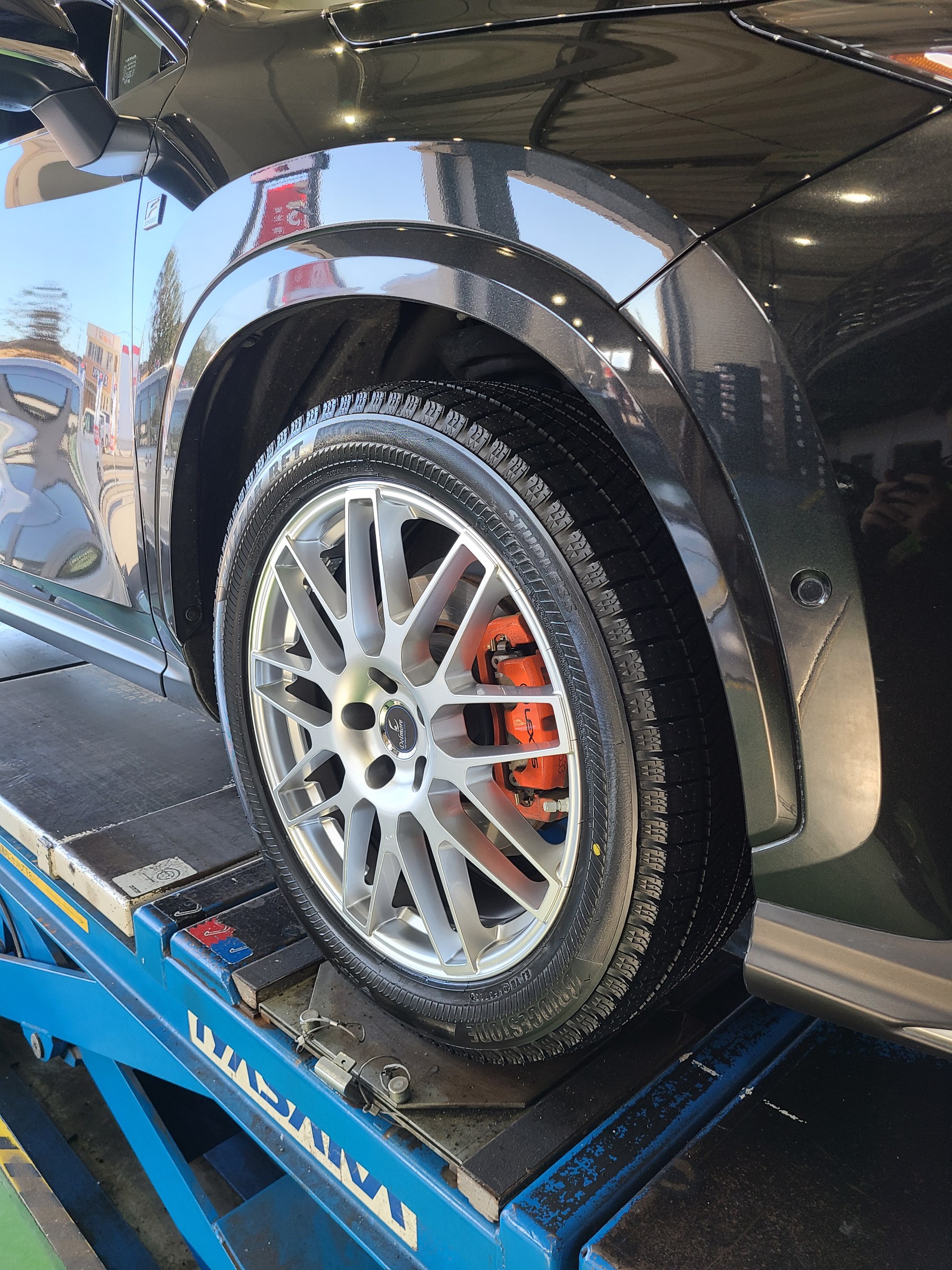 ランフラットタイヤにもスタッドレス！ | 店舗おススメ情報 | タイヤ館