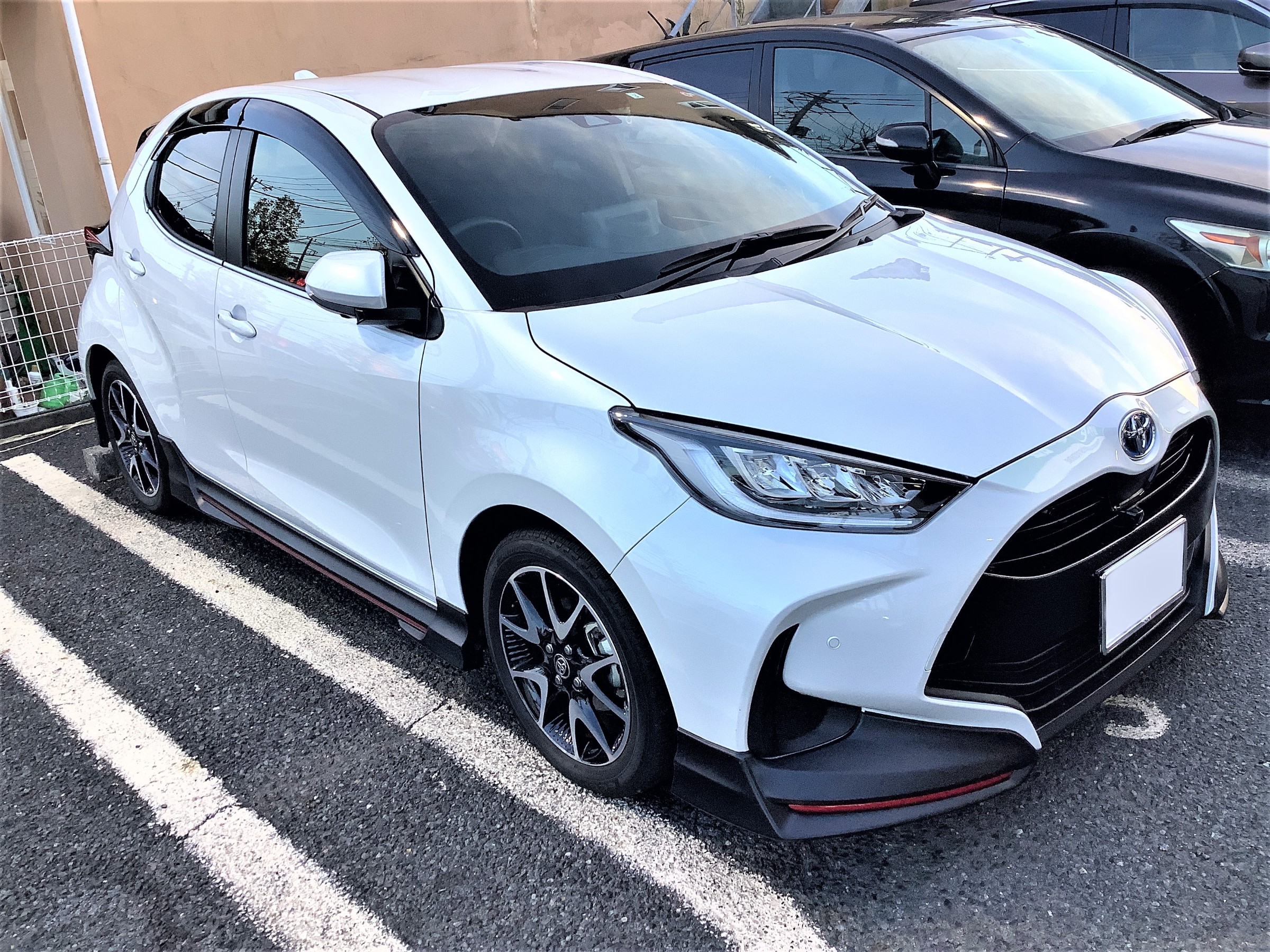 トヨタMXPA10ヤリス、スタッドレスタイヤ＆アルミホイールセットのお