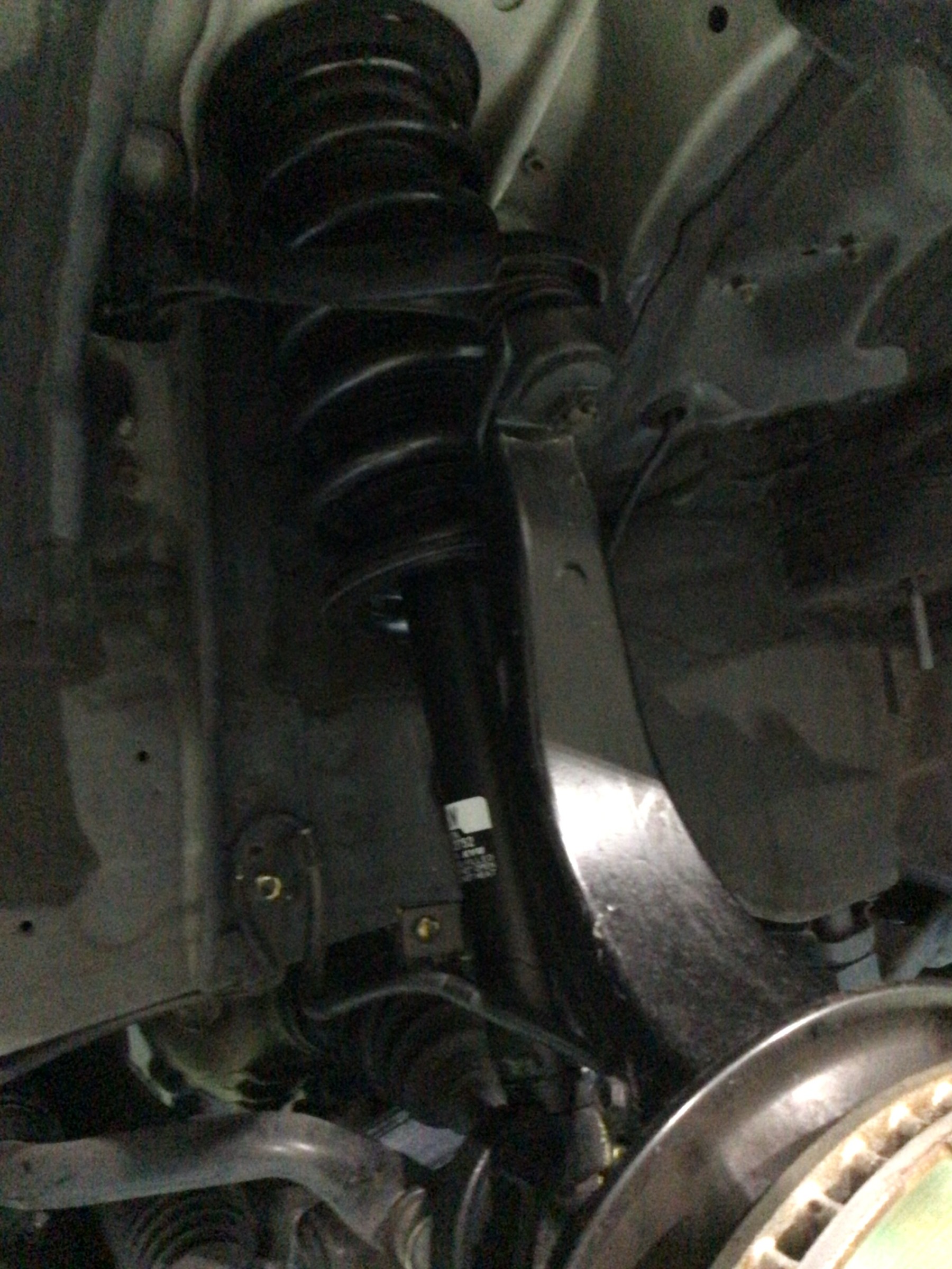 トヨタ マークX（GRX135） / TOYOTA GENUINE PARTS 純正ショック